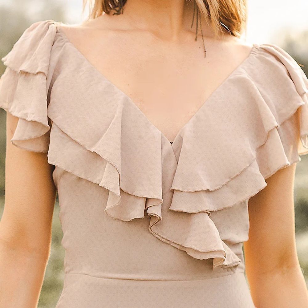 Joyfolie • Sylvia flutter dress in light taupe - Picture 6 of 10